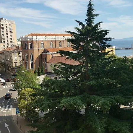 Marina Center Daire Rijeka