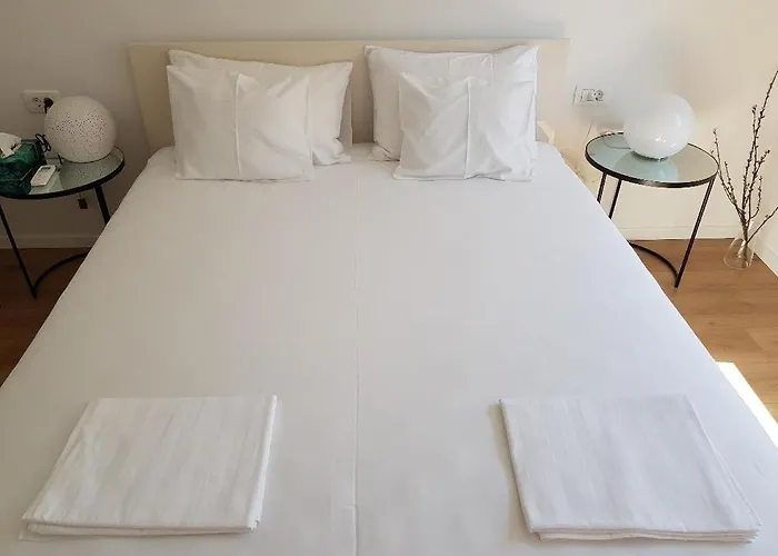 Marina Center Apartment *